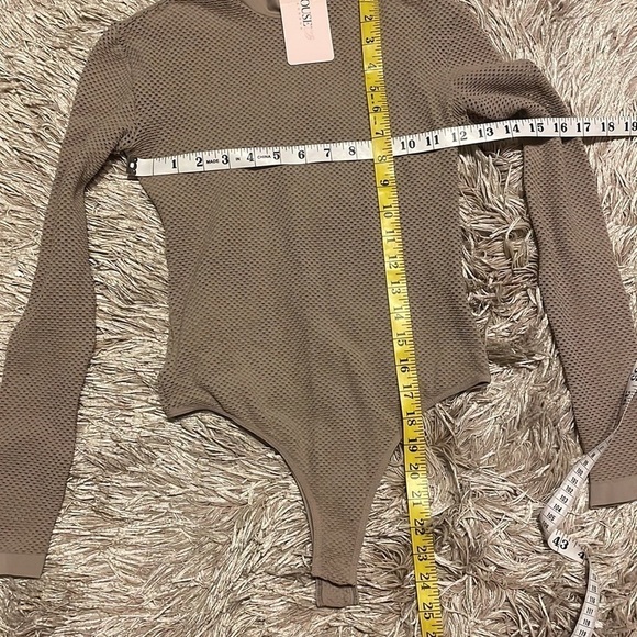 Nwt House London Dark Tan Fishnet Long‎ Sleeve Bodysuit size M/L - Picture 3 of 11